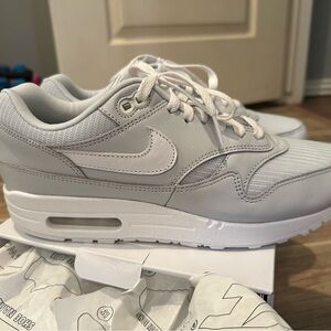 Custom Nike AirMax 1